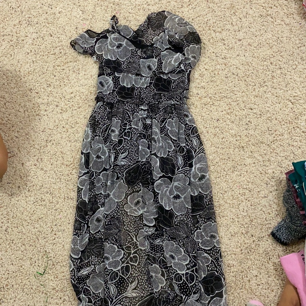 black dress with flowers- size 8